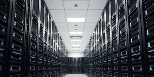 Storage Qnap com 30 baias Rackmount